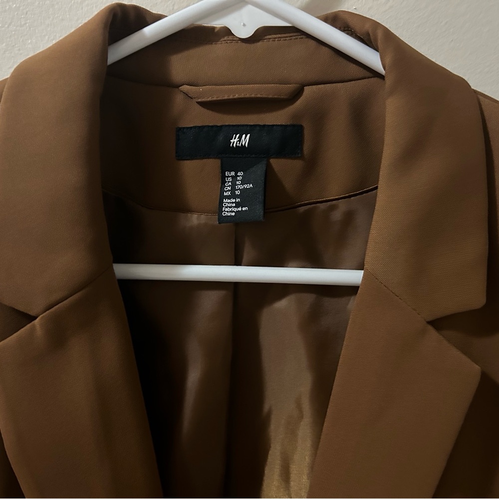 H&M SIZE MEDIUM - Picture 4 of 4